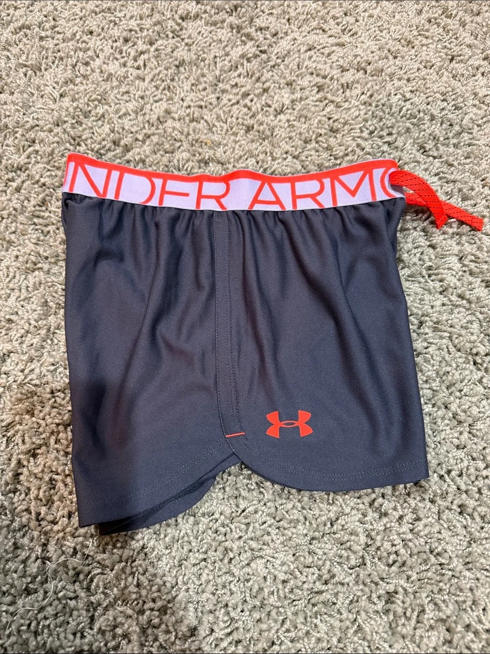 Under Armour lightweight girls